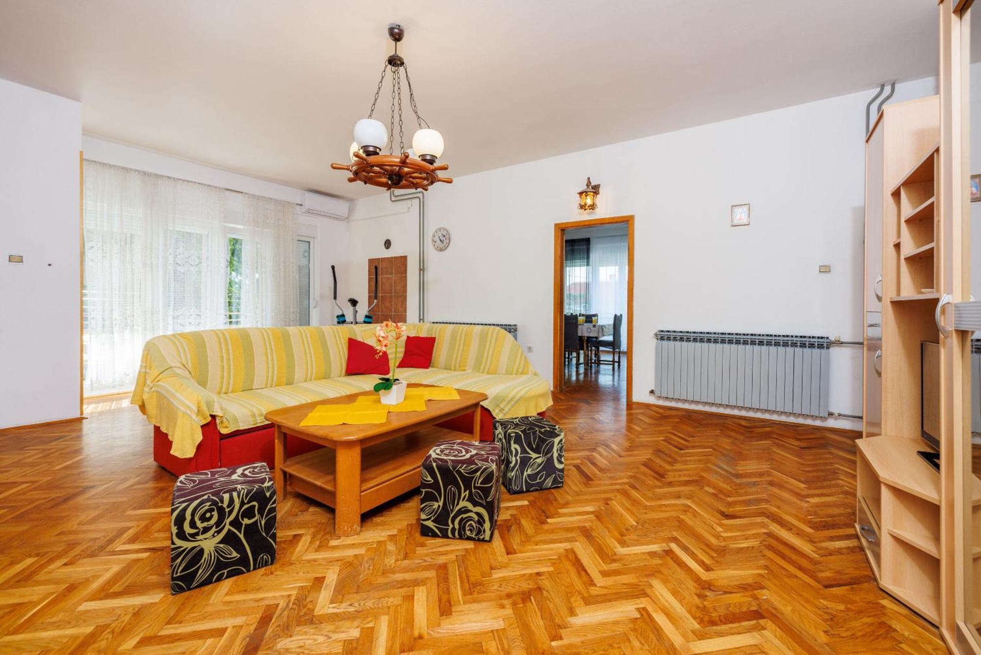 Apartments Davorka Криквеница Екстериор снимка